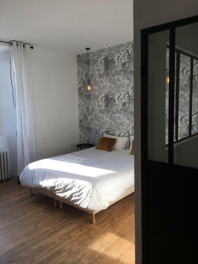 La Cure Grande Maison De Charme De 2 A 14 Personnes Saint-Urcize 外观 照片